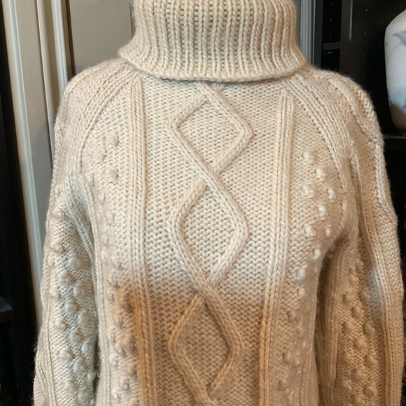 “HAND KNIT” Vintage Beige “Popcorn” Pattern 100% Wool Sweater. - Picture 3 of 14